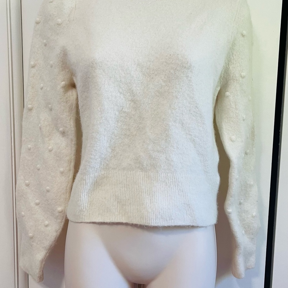 DESIGNED IN PARIS Wool Knit Sweater - Picture 5 of 5